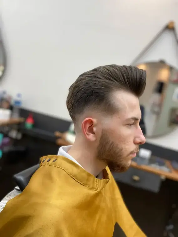 Cliente da Los Barberos após o atendimento